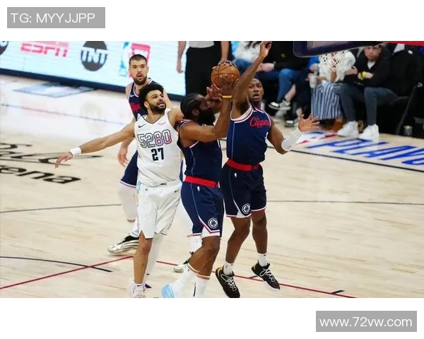 2018年11月13日勇士与快船激战回顾精彩瞬间与赛后分析